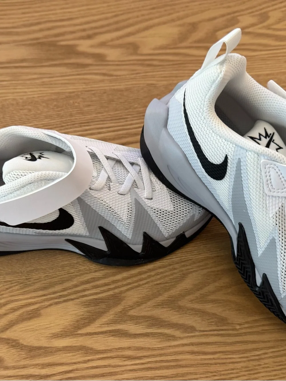 Nike Men’s White and Black Athletic Basketball Shoes